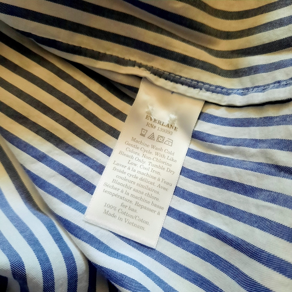 NWOT Everlane Must-Have Shirt in Silky Cotton, Blue White Stripe - Size 6 - Picture 14 of 16